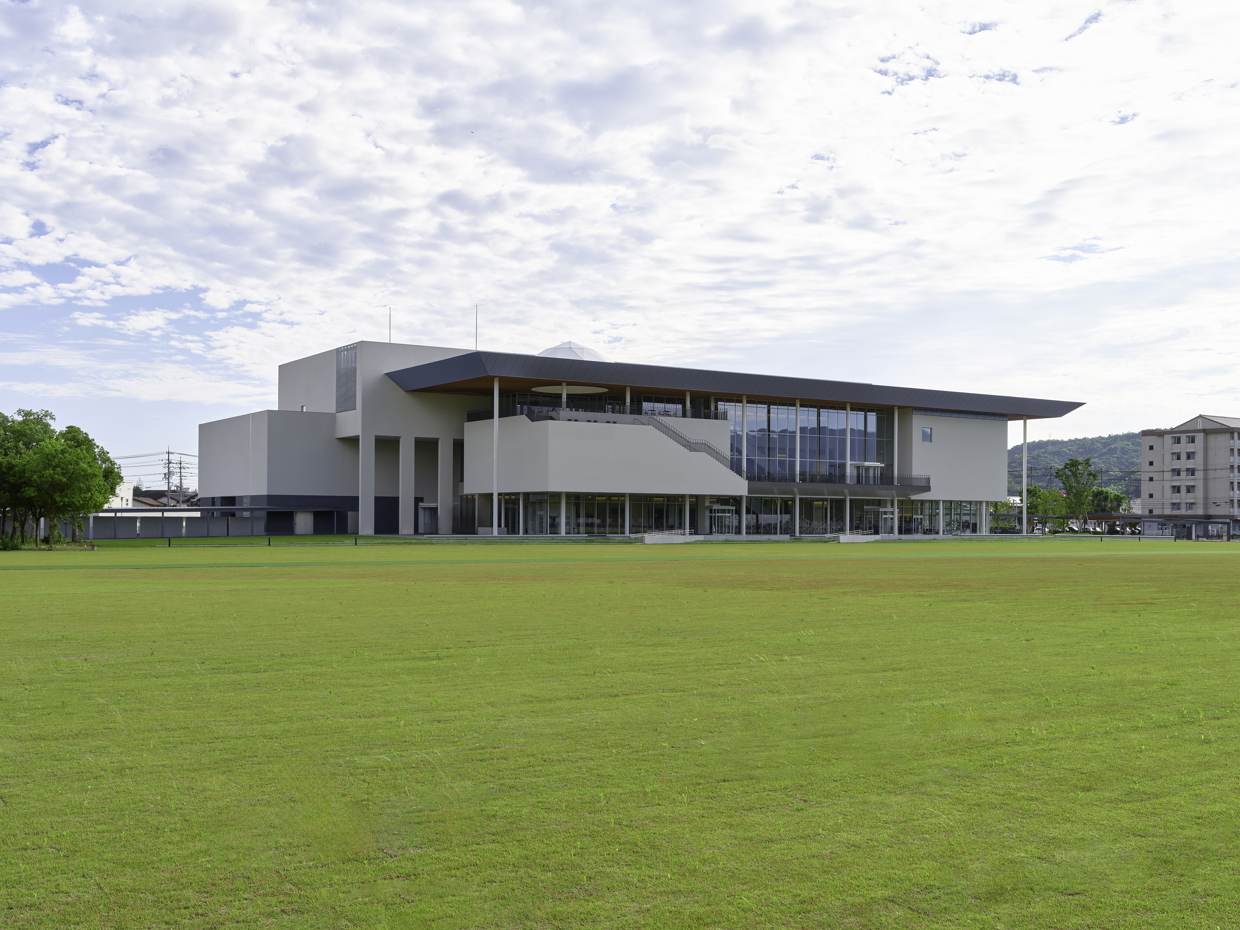 鳥取県立美術館