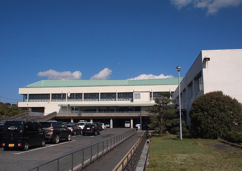 鳥取県立倉吉体育文化会館・倉吉スポーツクライミングセンター