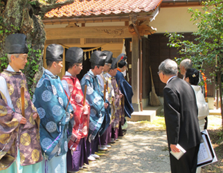 伯耆国一ノ宮倭文神社の例大祭