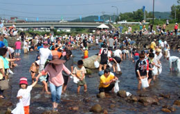 蒜山さかなつかみどり大会